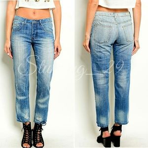 🆕  MID RISE BOYFRIEND BUTTON FLY DENIM CROP JEANS